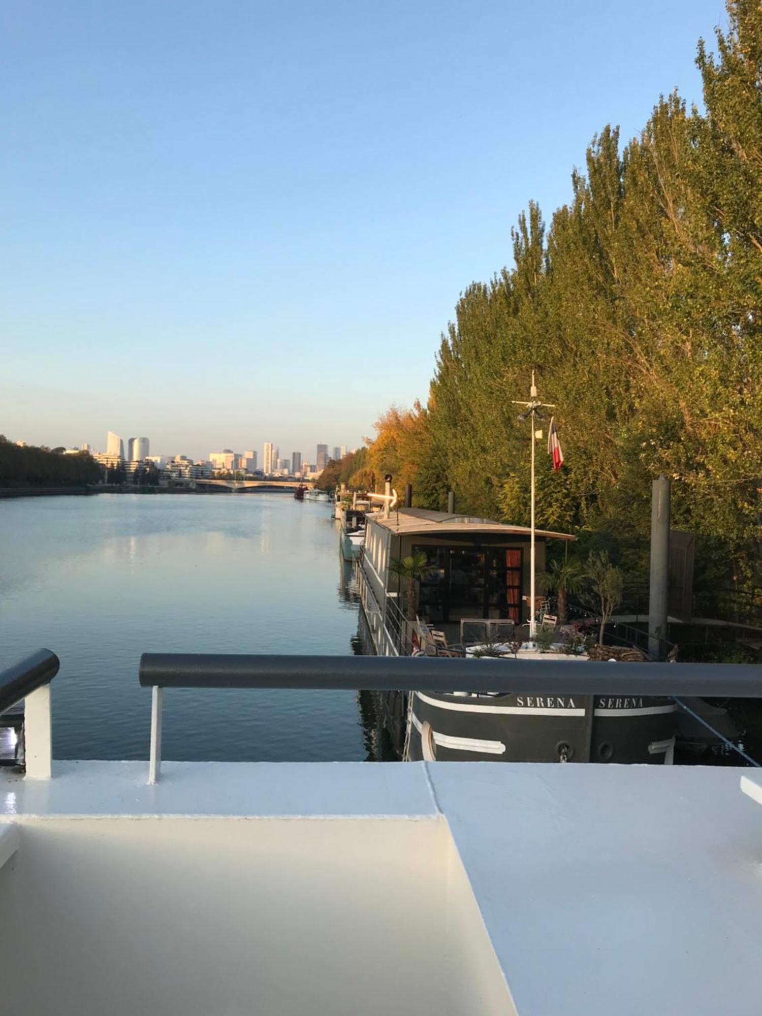 Loft Sur L'Eau Avec Parking Apartment Париж Екстериор снимка