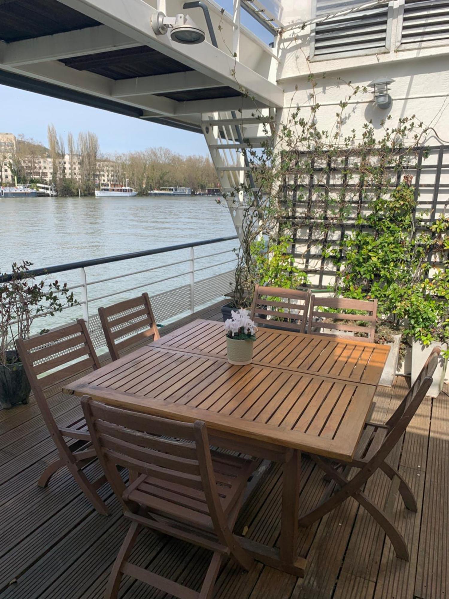 Loft Sur L'Eau Avec Parking Apartment Париж Екстериор снимка